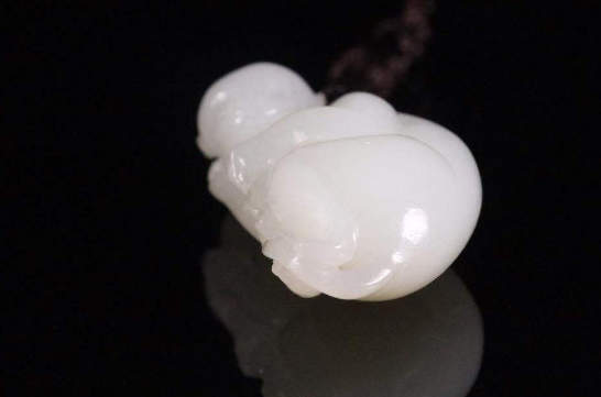 碧玉和田玉哪个好？