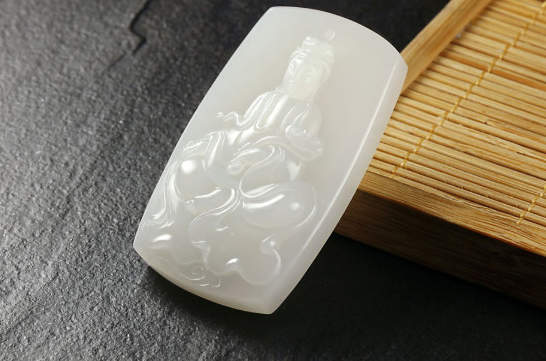 羊脂玉就是和田玉