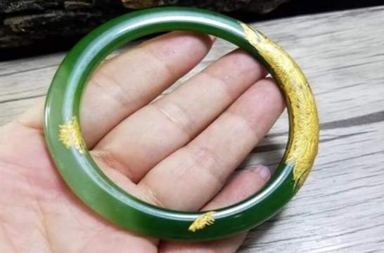 为什么腿上不能戴红绳？