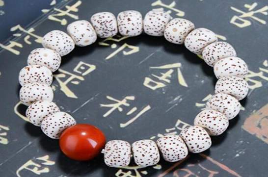kh足铂999是什么意思？