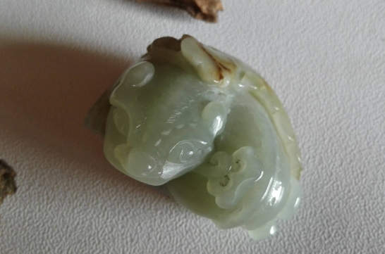 青玉可以上色吗？