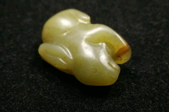 如何维护新疆和田玉？