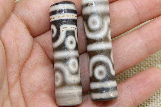 如何处理金手镯的划痕