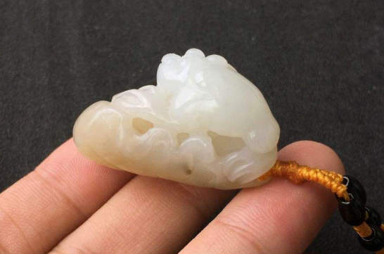 怎样用绳子打蝴蝶结？