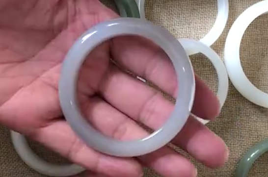 戴戒指的方法和意义女性